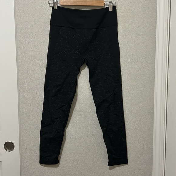 Lululemon Free To Flow 7/8 Tight Black / White Sz 10 - Picture 9 of 14